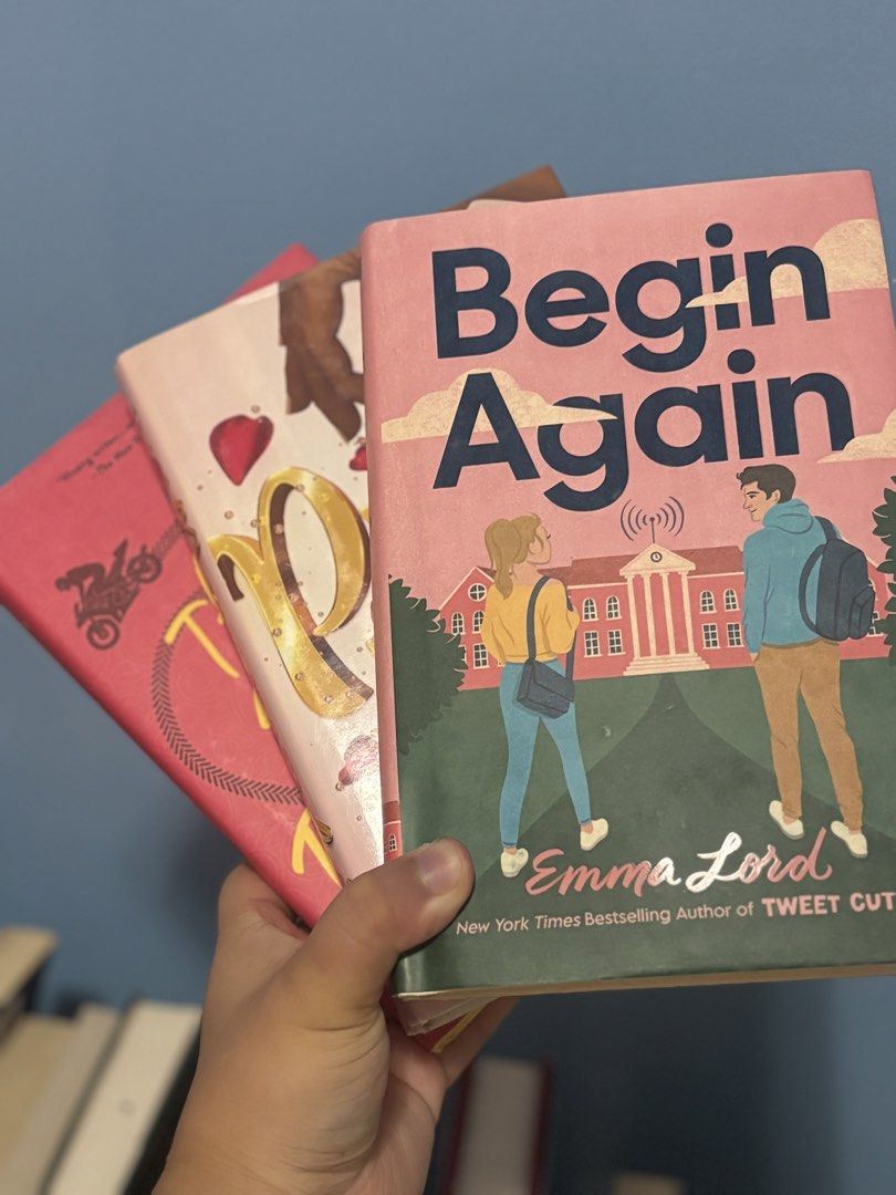 PINK HARDBOUND SET (1 FREE BOOK) (Category: Storybooks) located in Aborlan. Submitted by shantellenovela (Listing ID 1465796691, Image 1). Description: Here po. I had a quick phase of obsessing over collecting hardbound covers but hindi ko na rin po talaga sila matapat talaga. I originally got them for 300-400 each, so I hope reasonable rin ang pricing ko for this one given na preloved set tapos hardbound pa..