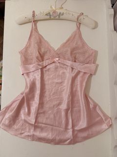 (Category: ) located in . Submitted by softly.preloved (Listing ID 1465780656, Image 1). Description: .