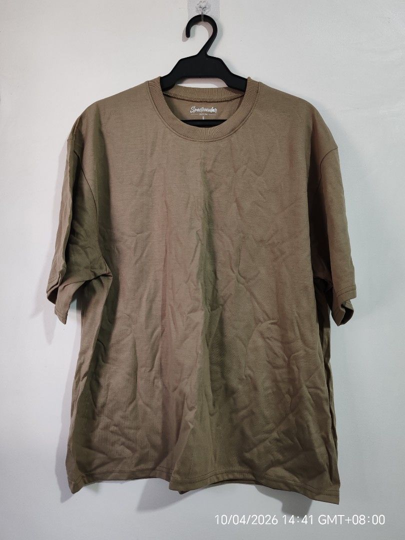 Plain Boxy Oversized Shirt for Men | Size L (Category: Tshirts & Polo Shirts ) located in Antipolo. Submitted by purpleclover11 (Listing ID 1465824693, Image 1). Description: Specteecular Plain Boxy Oversized Shirt in Mocha, Size L. Washed once after purchase but never worn. In excellent condition with no known stains, holes, or damage. • Brand: Specteecular • Size: L • Color: Mocha • Material: Cotton • Oversized / boxy fit • Round neck • Short s