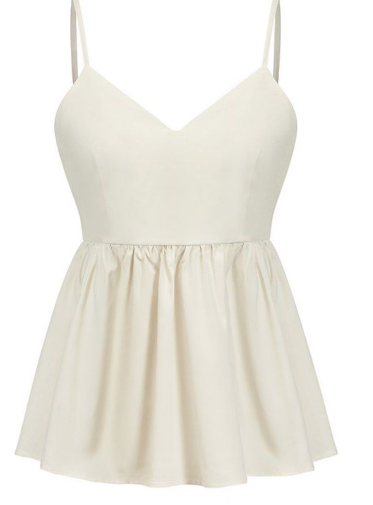 Plain Pleated Tank Top (Category: Sleeveless) located in Manila. Submitted by lueur000 (Listing ID 1465917336, Image 2). Description: Color - Apricot Small Front Length - 44/17 Bust - 86/34.