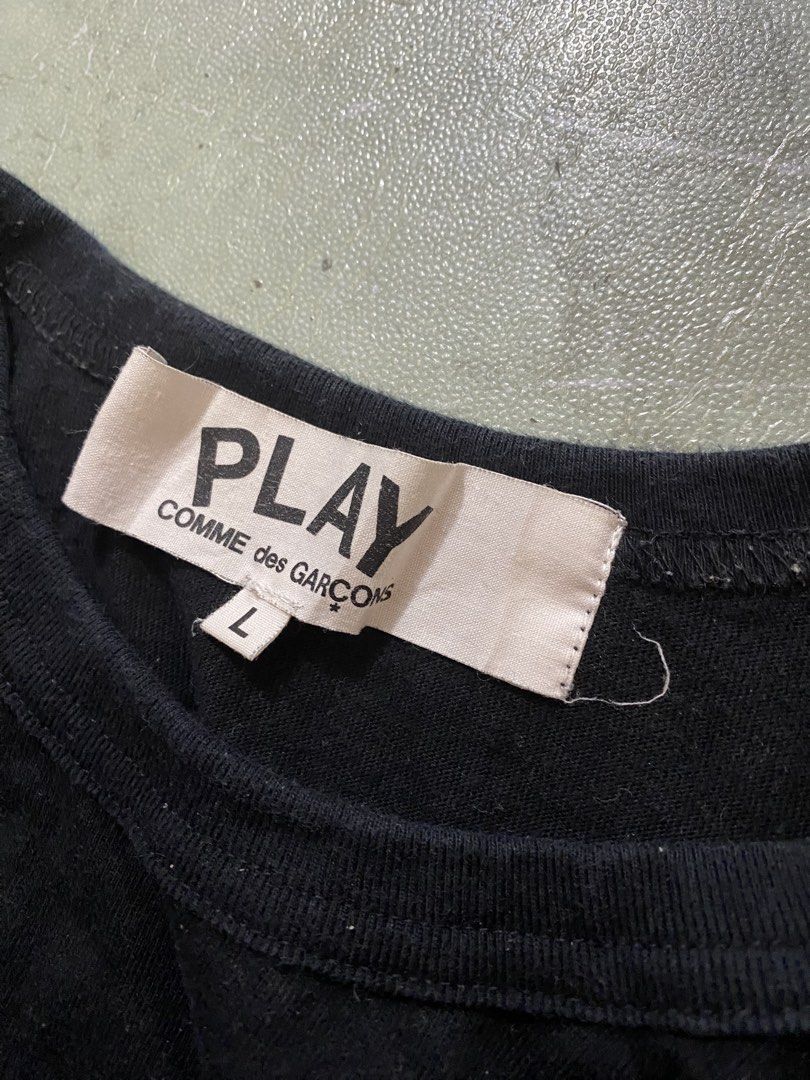 PLAY CDG (Category: Tshirts & Polo Shirts ) located in Ipil. Submitted by fmgthriftco. (Listing ID 1465907601, Image 2). Description: AUTHENTIC Dimes: 20x26 Color rate: 9.8/10 As new condition .