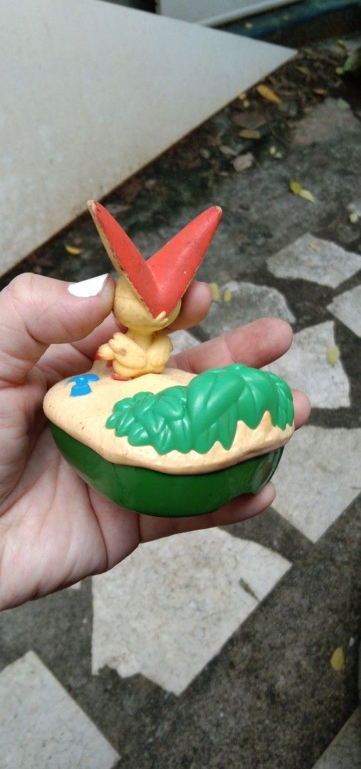 Pokemon figure water toy (Category: Kids Toys) located in Quezon City. Submitted by eidorableshop (Listing ID 1465824739, Image 2). Description: .
