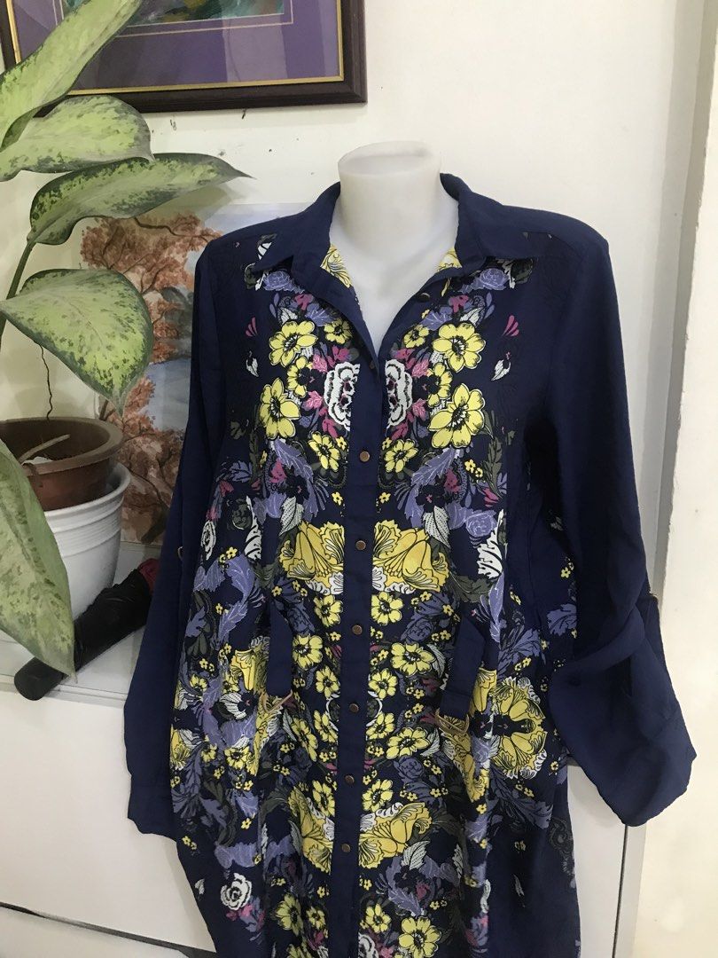 Polo Dress Printed Blue Large (Category: Dresses) located in Davao. Submitted by joannen78 (Listing ID 1465850792, Image 2). Description: .