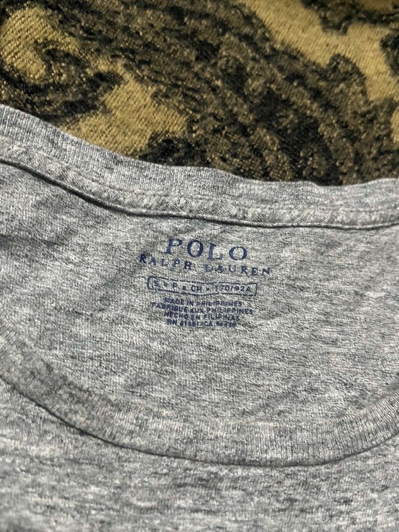 Polo RL Bear (Category: Formal Shirts) located in Danao, Cebu. Submitted by 6000thrifts.ph (Listing ID 1465823026, Image 2). Description: Ralph Lauren Polo Bear Good Condition Needwash Size Meduim No issue.