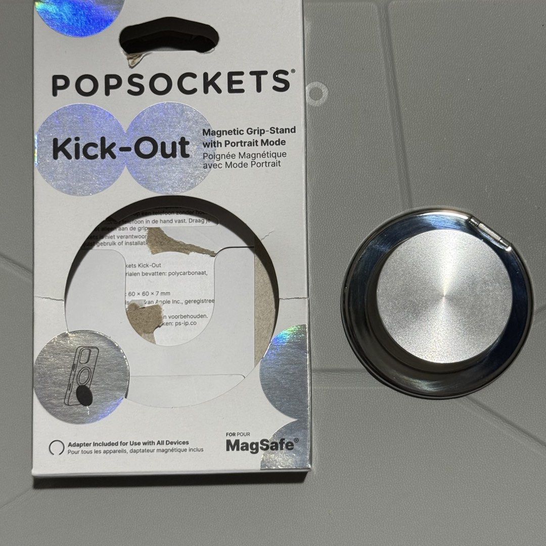 Popsocket Kick-Out Aluminum Silver (Category: Mounts & Holders) located in Manila. Submitted by mellowwear (Listing ID 1465891802, Image 1). Description: .