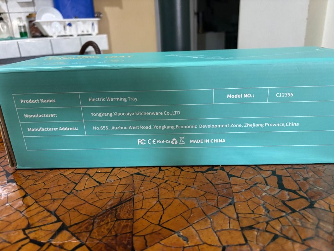 Portable Electric Warming Tray (Category: Other Home Appliances) located in Manila. Submitted by liagarcia_01 (Listing ID 1465841194, Image 2). Description: NEVER USED (only opened to check)! Got this as a prize from last year’s Christmas party. Ideal for keeping various dishes warm during family dinners, parties, and gatherings Manufacturer: Yongkang Xiaocaiya kitchenware Co., LTD Model number: C12396 FEATURES: - Color: Cream - Size: x 15.3” x 2
