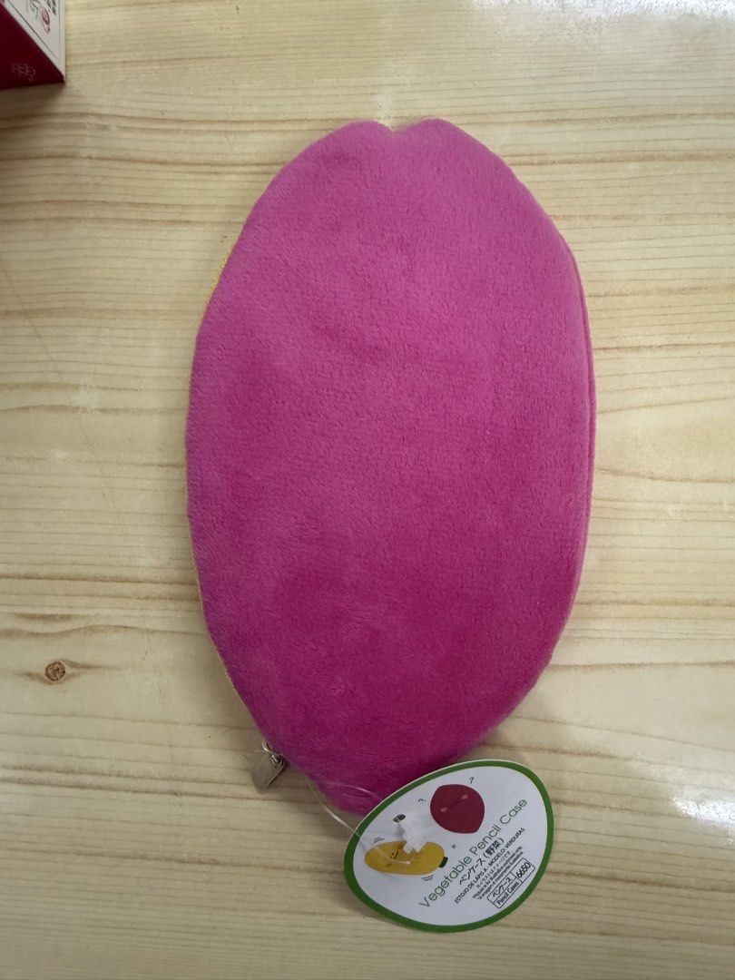 Pouch （分類：絨毛玩具）位於 Hong Kong。 由 bean_alice 提交（商品編號 1465819582，圖片 3）。簡介： New。