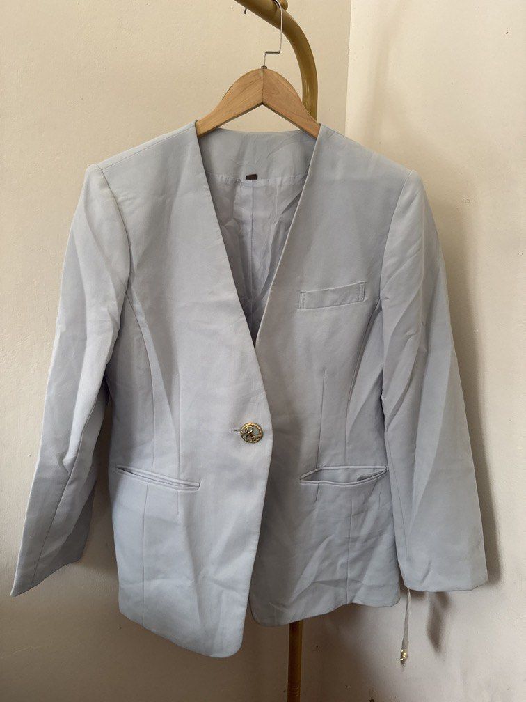 Powder Blue Blazer (Category: Coats, Jackets and Outerwear) located in Mexico. Submitted by studioleraph (Listing ID 1465819229, Image 1). Description: 🛍️ Perfect for your personal wardrobe 🫶 Please see actual measurements on last photo. 👗 The actual item being sold is the original garment shown in the product photos. Small differences in fit, drape, color, texture, or details may occur. 💌 Condition: • Preloved; Please wash the items before w