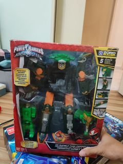 Bandai Power Rangers Wild Force Deluxe Kongazord, Toys & Collectibles ...