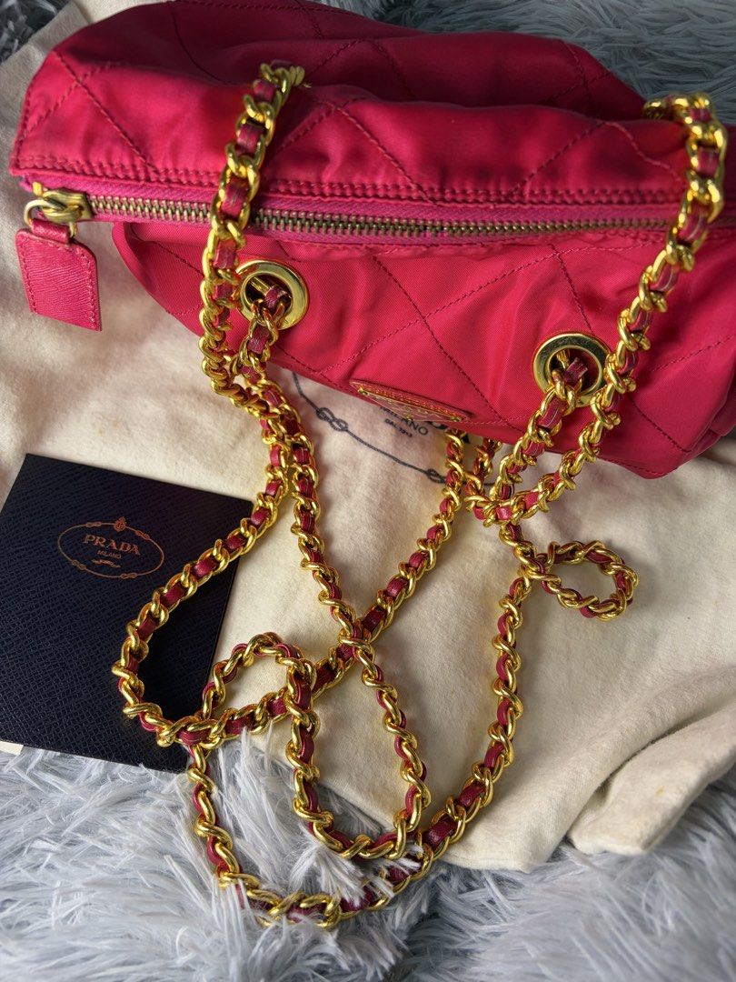 Prada Chain Shoulder Bag (Category: Luxury Bags & Wallets) located in Taguig. Submitted by ljlucero (Listing ID 1465765531, Image 3). Description: Card and Dust bag Tarnish lang yung zipper the rest gold pa. .