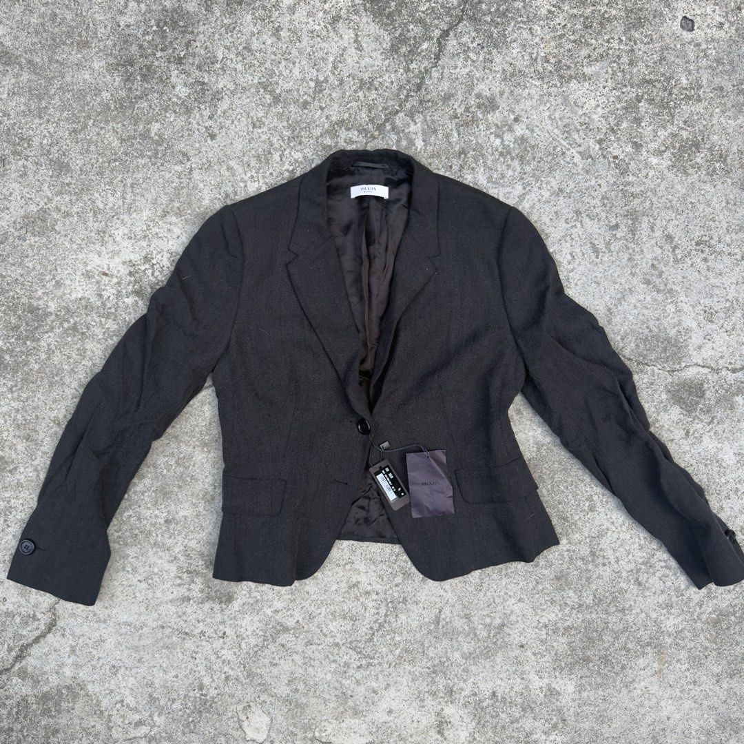 PRADA MILANO SUIT (Category: Sets or Coordinates) located in Dinalupihan. Submitted by wearable_stuffz (Listing ID 1465860684, Image 2). Description: Brand New Prada Sets With hangtag No Flaw Size 44 on tag.
