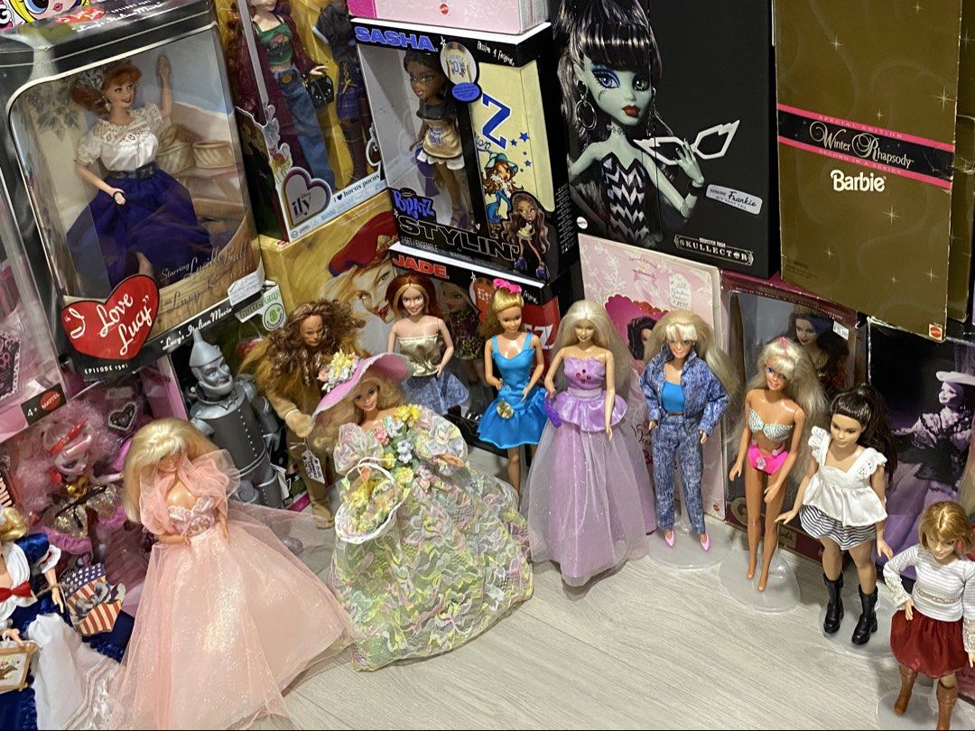 Preloved Barbies (Category: Kids Toys) located in Las Pinas. Submitted by sherylandmargaux (Listing ID 1465866890, Image 1). Description: Fashionistas @ 500 Vintage - ₱1,500-2,500 Cowardly Lion- SOLD Spice Girl - SOLD.