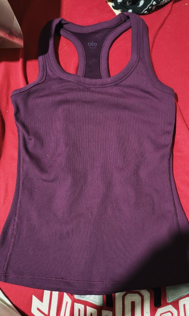 Pre-loved branded blouses size small (Category: Blouses) located in Pasay City. Submitted by khim1202ma07307 (Listing ID 1465947016, Image 3). Description: .