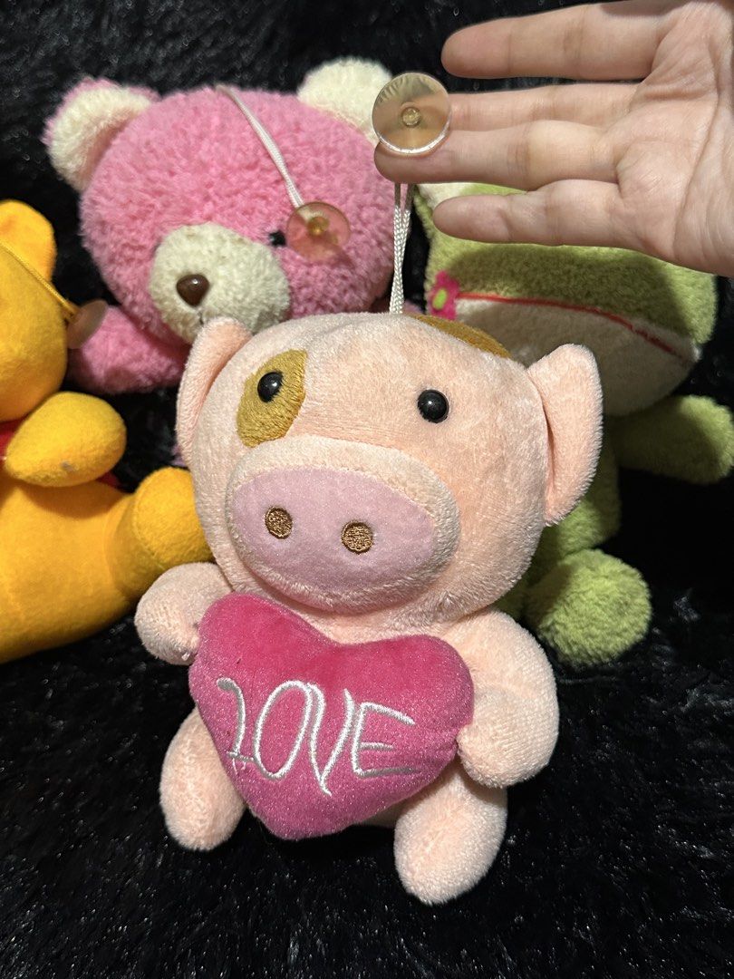 Preloved flash stuff toys (Category: Announcements) located in Caloocan City. Submitted by rqueenluxuryph (Listing ID 1465776154, Image 2). Description: 4 small flash stuff toys pwede ikabit sa sasakyan or isabit sa mga rooms ng mga anak nyo. Declutter .