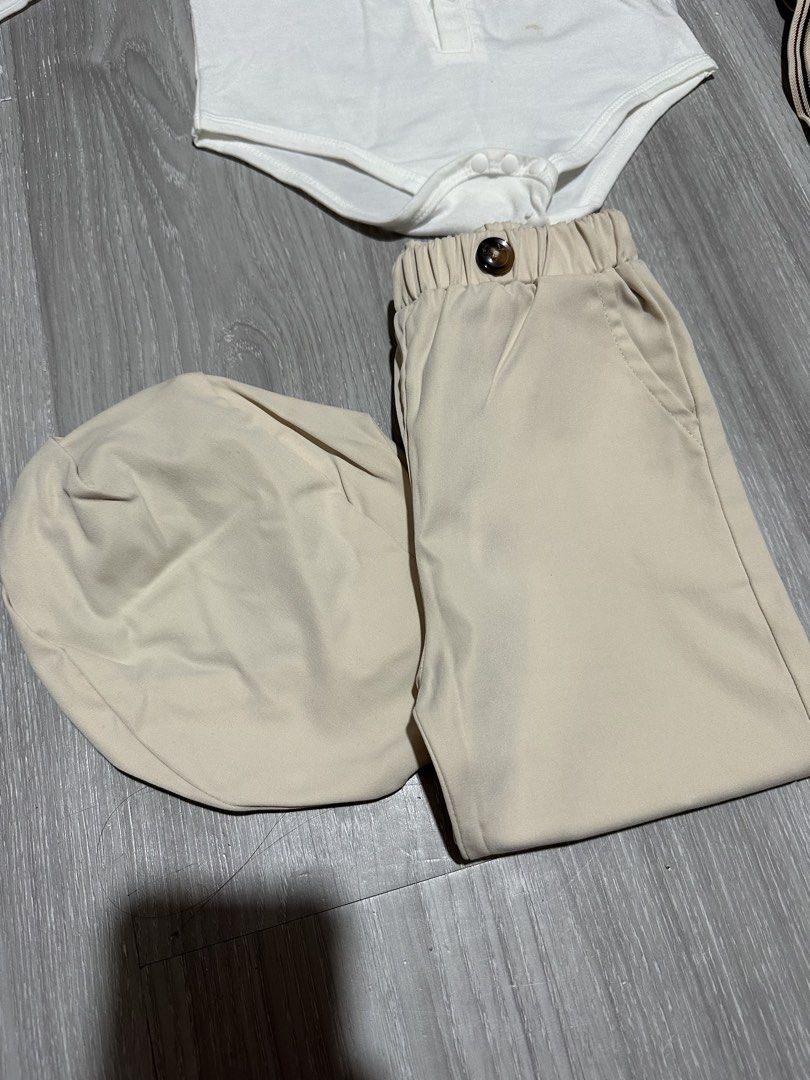 Preloved SHEIN Coord set for kid Boy original 💯 (Category: Babies & Kids Fashion) located in Caloocan City. Submitted by rqueenluxuryph (Listing ID 1465768468, Image 3). Description: Preloved coord set for kid 2-3 years old original 💯 2-3 years old Nagamit lang one time for photo shoot ng 2 year old kong anak. .