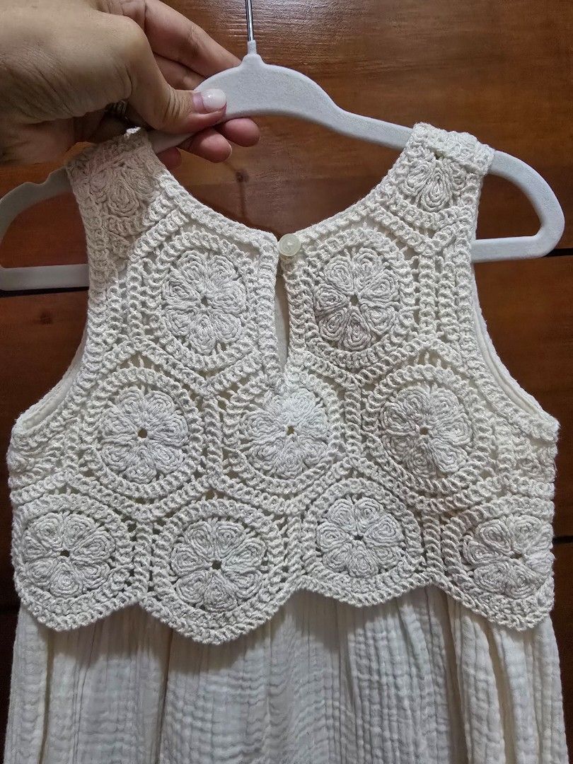 Primark dress (Category: Babies & Kids Fashion) located in Quezon City. Submitted by aslvn (Listing ID 1465800975, Image 2). Description: .
