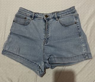 (Category: ) located in . Submitted by kaceylgt (Listing ID 1465925849, Image 1). Description: .