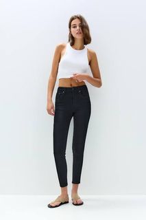 (Category: ) located in . Submitted by lovelypreloved1497 (Listing ID 1465894904, Image 1). Description: .