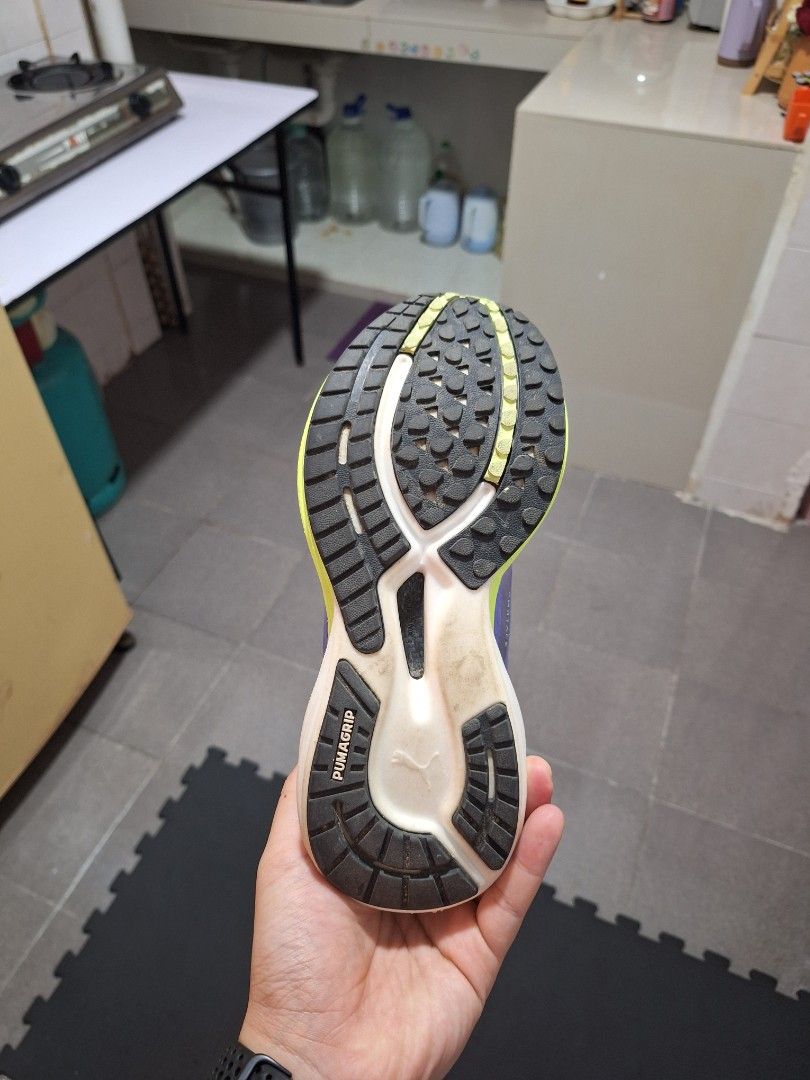puma deviate nitro (Category: Casual shoes) located in Kuala Lumpur. Submitted by aimansyahi21539 (Listing ID 1465793835, Image 3). Description: uk4.