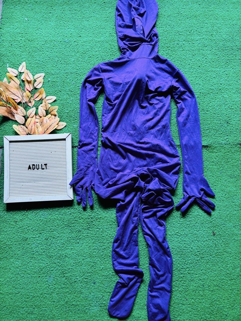purple Morphsuit (Category: Coats, Jackets and Outerwear) located in San Mateo. Submitted by ariakid47 (Listing ID 1465766224, Image 1). Description: .