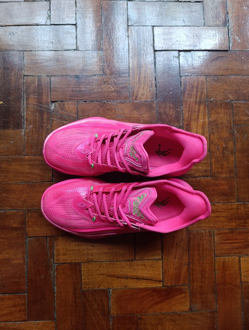 Qiaodan Duya 4.0 Hot Pink (Category: Casual Shoes) located in Manila. Submitted by roccomiguelb (Listing ID 1465800253, Image 2). Description: SIZE 6.5 US MENS (no box) 100% AUTHENTIC.