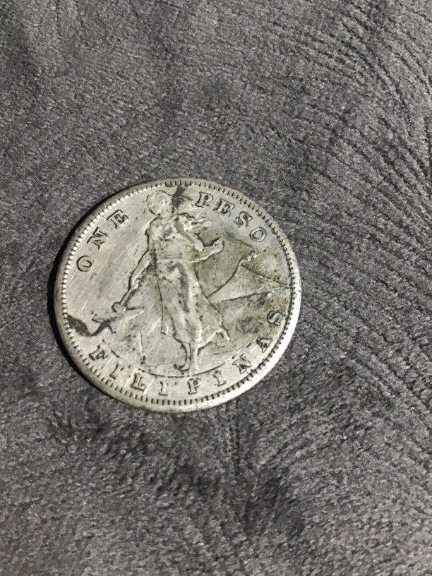 Quality 1907 one peso Uspi antique silver (Category: Vintage Collectibles) located in Baguio. Submitted by agozun61 (Listing ID 1465906193, Image 3). Description: 1907 USPI one peso silver vintage coin.good condition..