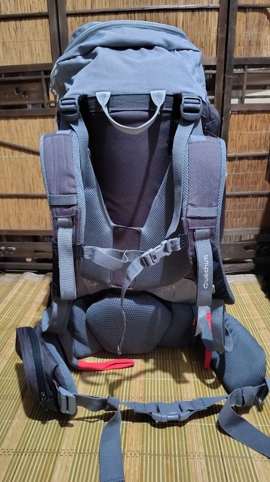 QUECHUA 60L HIKING AND TRAVEL BACKPACK (Category: Hiking & Camping) located in Dasmarinas. Submitted by k3japanstoreph (Listing ID 1465890935, Image 3). Description: QUECHUA 60L HIKING AND TRAVEL BACKPACK Need a spacious backpack for hiking, camping, or your next long trip? This Quechua 60-liter backpack gives you plenty of room for your outdoor and travel essentials without having to carry multiple bags. • Capacity: 60 liters • Condition: Excell