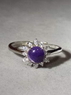 (Category: ) located in . Submitted by cheerday888 (Listing ID 1465863380, Image 1). Description: .
