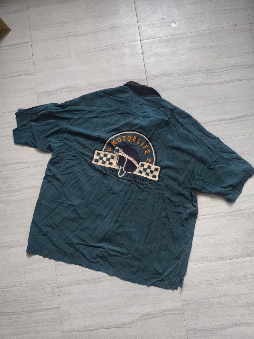 Rageblue Motorlife Bowling Shirt Cafe Racer (Category: Tshirts & Polo Shirts ) located in Talisay. Submitted by jppppppppp (Listing ID 1465856481, Image 3). Description: Rageblue Bowling Shirt /Cafe Racer Japan Release Oversized Tagged as Medium Actual Dimensions W 24.5 L 27.5 Shoulder 22 Excellent Condition 1️⃣2️⃣9️⃣0️⃣+SF 09472849954.