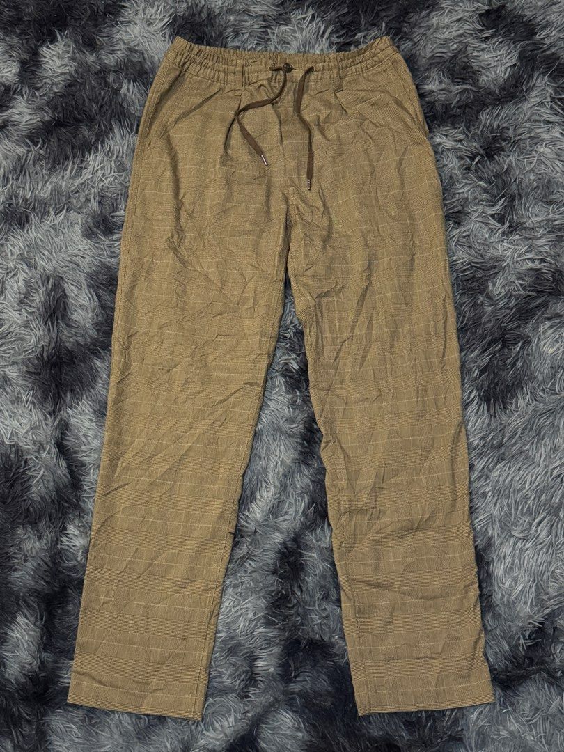 Ralph Lauren Linen Pants (Category: Trousers) located in Manila. Submitted by forbidden.thrift (Listing ID 1465760646, Image 2). Description: Ralph Lauren linen pants Like new condition no issue size small on tag, dimes 30-34 waist length 39, thigh 12, leg opening 7.
