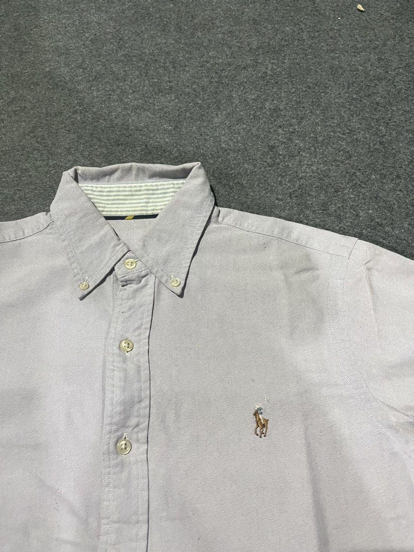 Ralph Lauren polo bottom down (Category: Luxury Apparel) located in Lapu Lapu. Submitted by jhonrener41426 (Listing ID 1459351507, Image 3). Description: Size small fit to medium Dimes 20x28 Good condition Color rate 9.7/10 Authentic Cut necktag Color light purple Issue last pic .