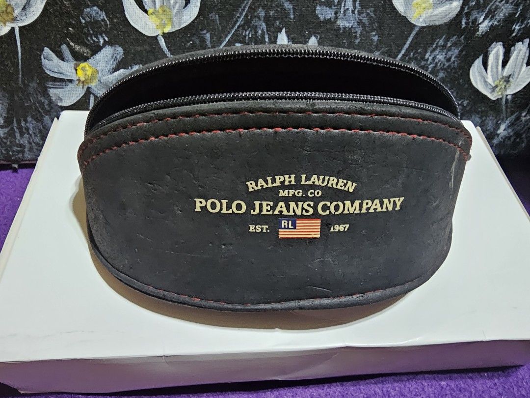 Ralph lauren Polo Eyeglass Sunglass (Category: Sunglasses & Eyewear) located in Manila. Submitted by onlinesmartshopping12 (Listing ID 1465898230, Image 2). Description: original used with minimal scratch.