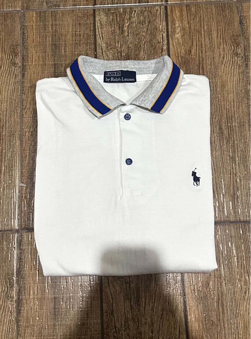 RALPH LAUREN POLO WHITE (Category: Tshirts & Polo Shirts ) located in Manila. Submitted by urban-vintage_2 (Listing ID 1465764329, Image 1). Description: ISSUE: SEE THE PICS FOR ISSUE (NEED WASH) MOP :GCASH (NO COD) SHIP VIA: LALAMOVE & J&T LOCATION: PASIG CITY LENGTH: 27 WIDTH :22.