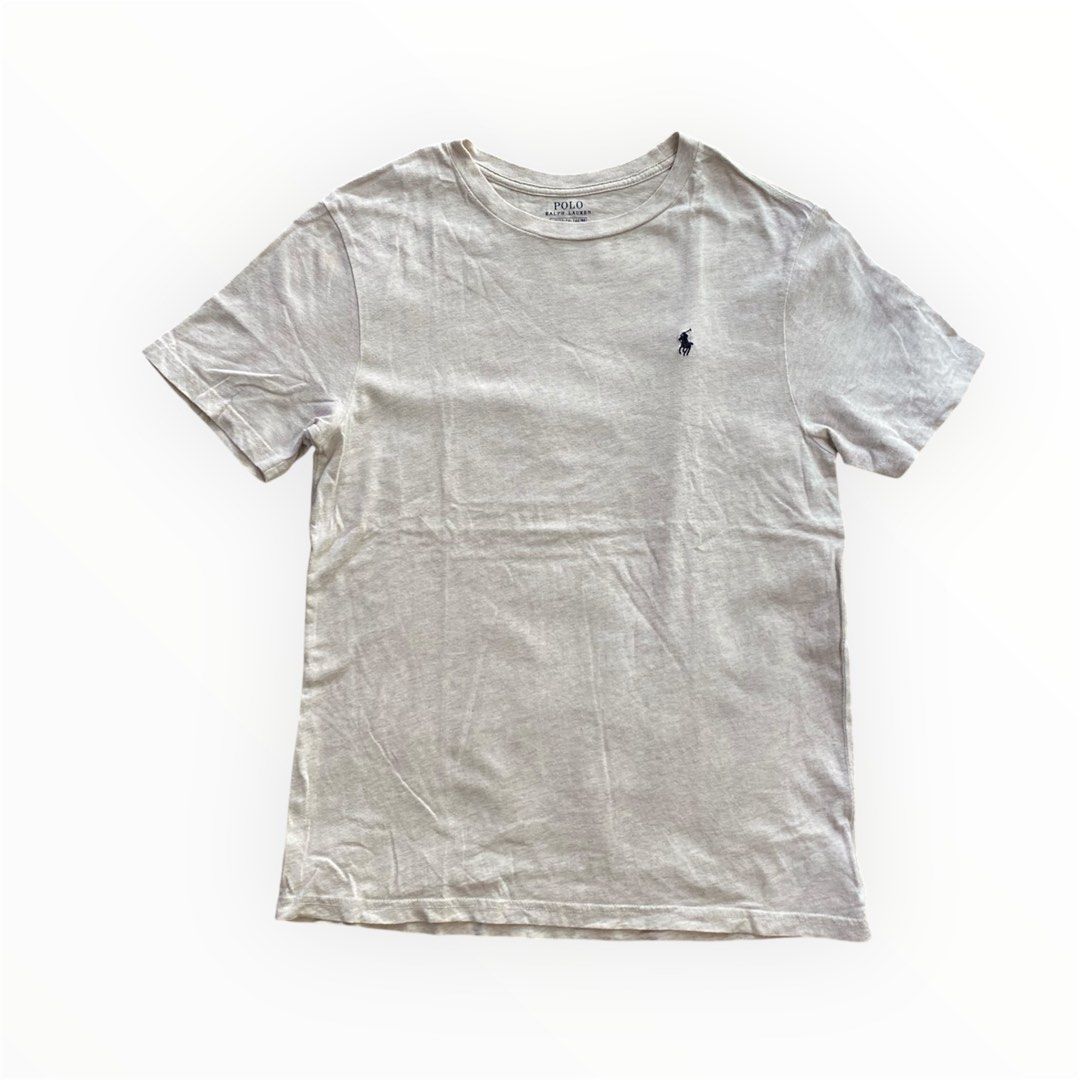 Ralph Lauren Shirt (Category: Shirts) located in Davao. Submitted by workmensph (Listing ID 1465784962, Image 2). Description: Size Medium 19” x 25.5” Excellent Condition.