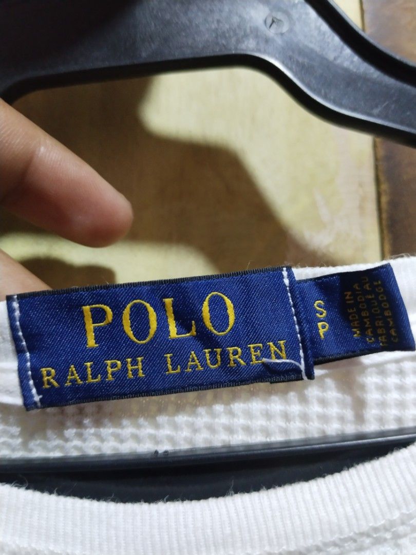 RALPH LAUREN WAFFLE KNIT (Category: Clothes Drying Rack) located in Manila. Submitted by jrthriftboy (Listing ID 1465809249, Image 2). Description: Ralph Lauren Waffle Knit SMALL on Tag.