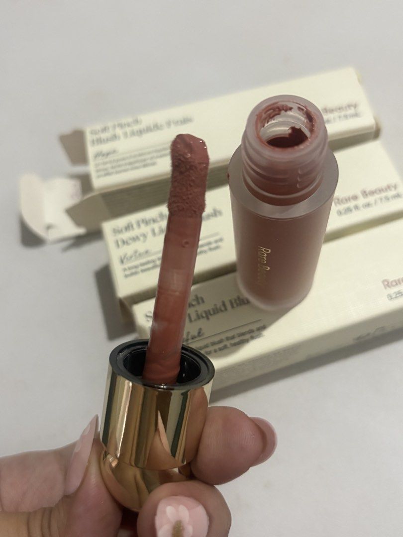 rare beauty blush (Category: Makeup) located in Quezon City. Submitted by myshop.galore (Listing ID 1465782849, Image 3). Description: .