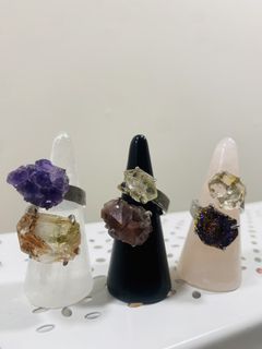 (Category: ) located in . Submitted by anna.luxe (Listing ID 1465763541, Image 1). Description: .