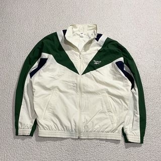 (Category: ) located in . Submitted by jthriftshop00 (Listing ID 1465868672, Image 1). Description: .