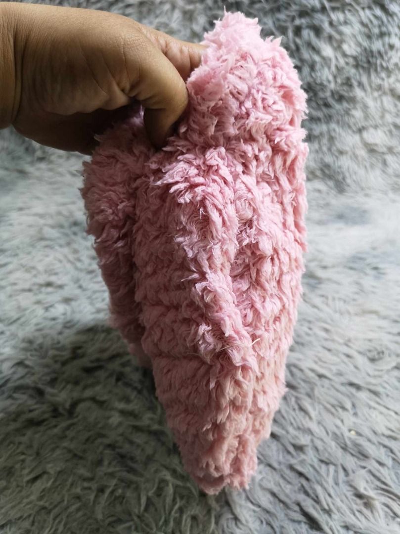 Refle Massager Replacement Foot Cover (Category: Looking For) located in Santa Cruz. Submitted by jmy_surplus.2 (Listing ID 1465902606, Image 2). Description: Size ; L - 10 W - 14.3 Color ; Pink Type ; Foot Cover Replacement For massager Brand ; No brand Material ; Synthetic Style ; Pink Foot Cover For Refle Massager LG 113 JMY 5 Batch #224.
