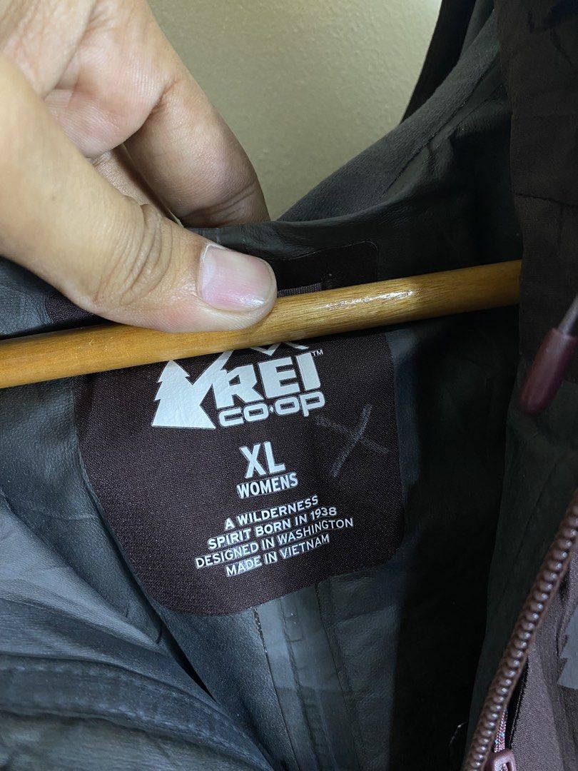 Rei (Category: Activewear) located in Cebu City. Submitted by cjakosalem02 (Listing ID 1465936070, Image 3). Description: .