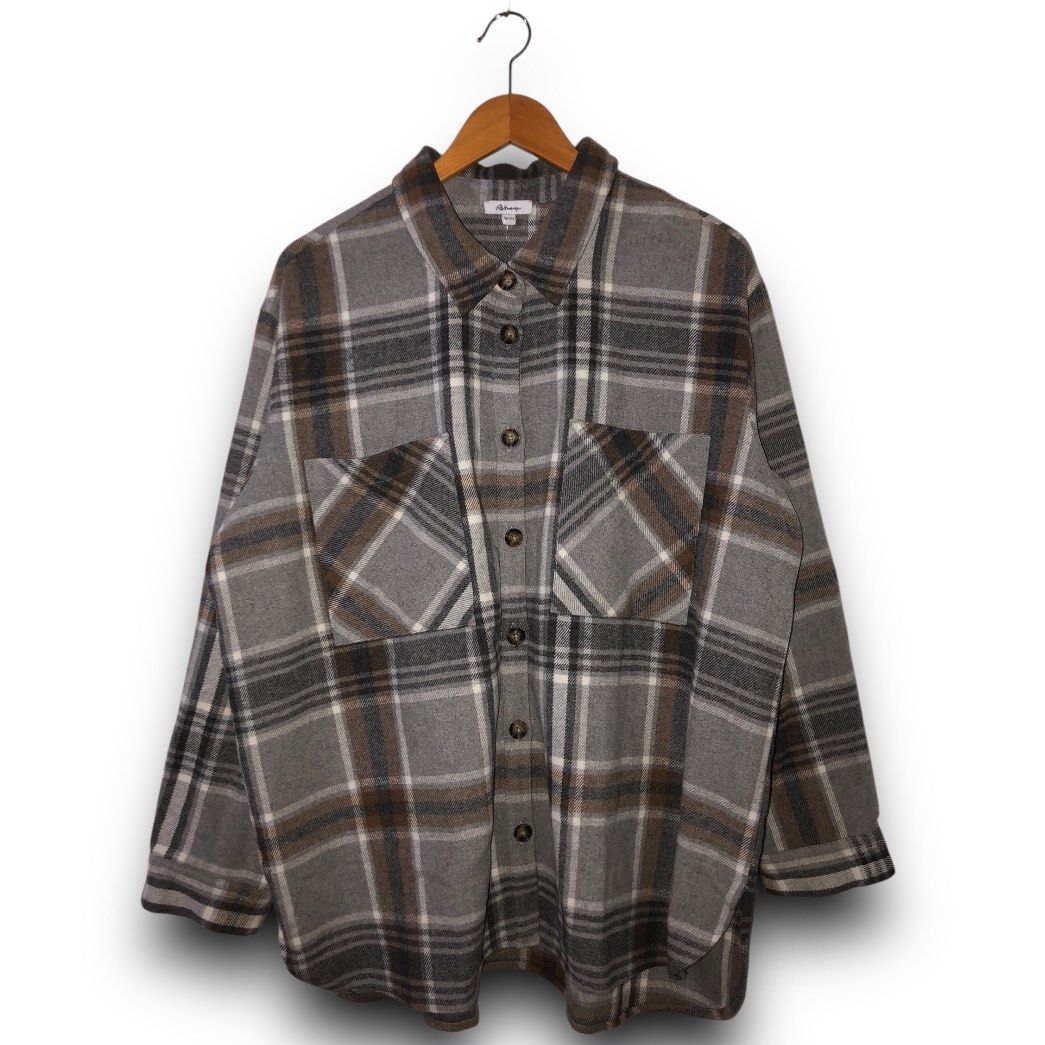 Reitmans Jacket (Category: Coats, Jackets and Outerwear) located in Puerto Princesa. Submitted by vanjagmis (Listing ID 1465850310, Image 1). Description: Reitmans Jacket With Hangtag ♻️SIZE: XL ♻️DIMENSION: 25.5 x /30 ♻️CONDITION: Excellent ♻️ISSUE: None 💸MINE: 200 Only🏷️ 🚨No return and exchange. 🚨Check all the details and pics before purchasing the item. 🚨Color may vary due to lighting. 🚨Manage your expectations since all items are thrift