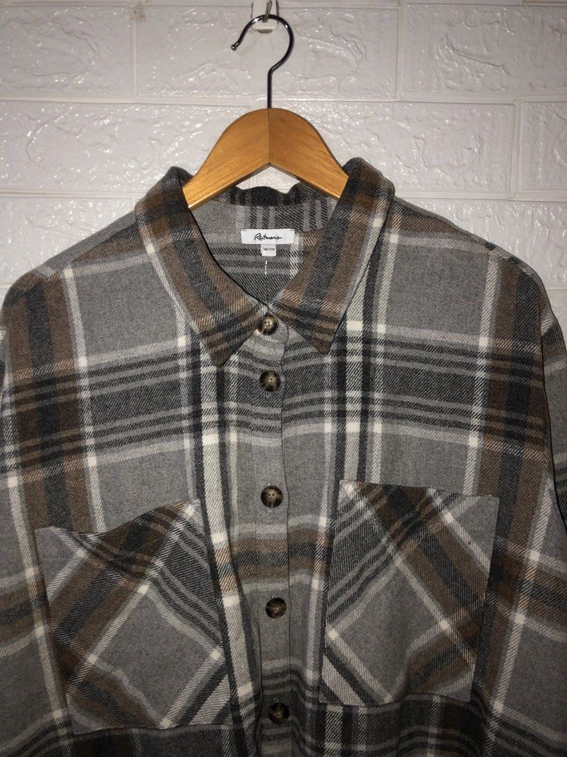 Reitmans Jacket (Category: Coats, Jackets and Outerwear) located in Puerto Princesa. Submitted by vanjagmis (Listing ID 1465850310, Image 2). Description: Reitmans Jacket With Hangtag ♻️SIZE: XL ♻️DIMENSION: 25.5 x /30 ♻️CONDITION: Excellent ♻️ISSUE: None 💸MINE: 200 Only🏷️ 🚨No return and exchange. 🚨Check all the details and pics before purchasing the item. 🚨Color may vary due to lighting. 🚨Manage your expectations since all items are thrift