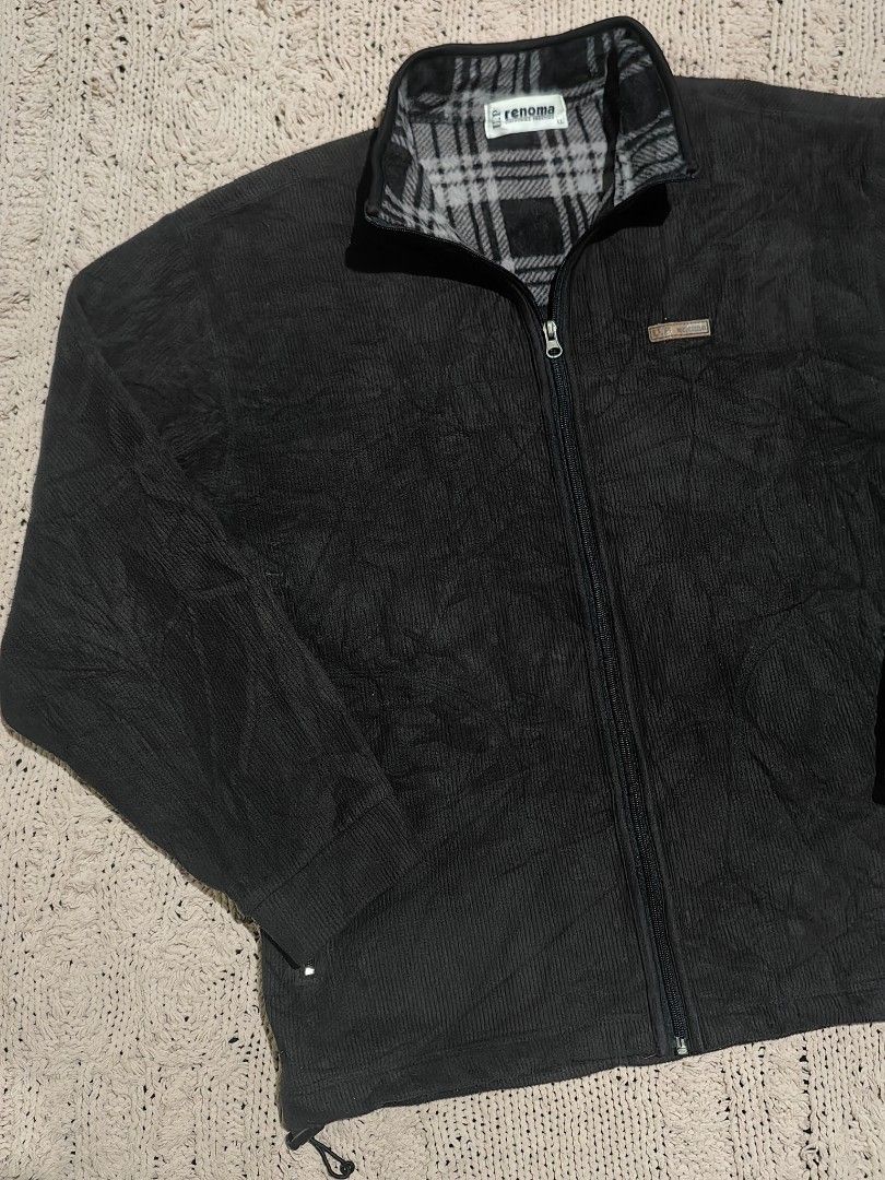 Renoma U.P. Corduroy Zip Up Jacket (Category: Coats, Jackets and Outerwear) located in Tuguegarao City. Submitted by ekko_bag2 (Listing ID 1465897187, Image 2). Description: In Excellent condition -Corduroy -Full ZipcJacket - Deep brown color Dimension in inches L x W - check the last 2 pics Mode of payment - Gcash Payment first, No COD Shipping thru JNT (next day shipping) ***Please manage your expectations as this is a thrifted authentic collec