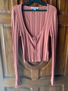 (Category: ) located in . Submitted by yhanshop (Listing ID 1465791782, Image 1). Description: .