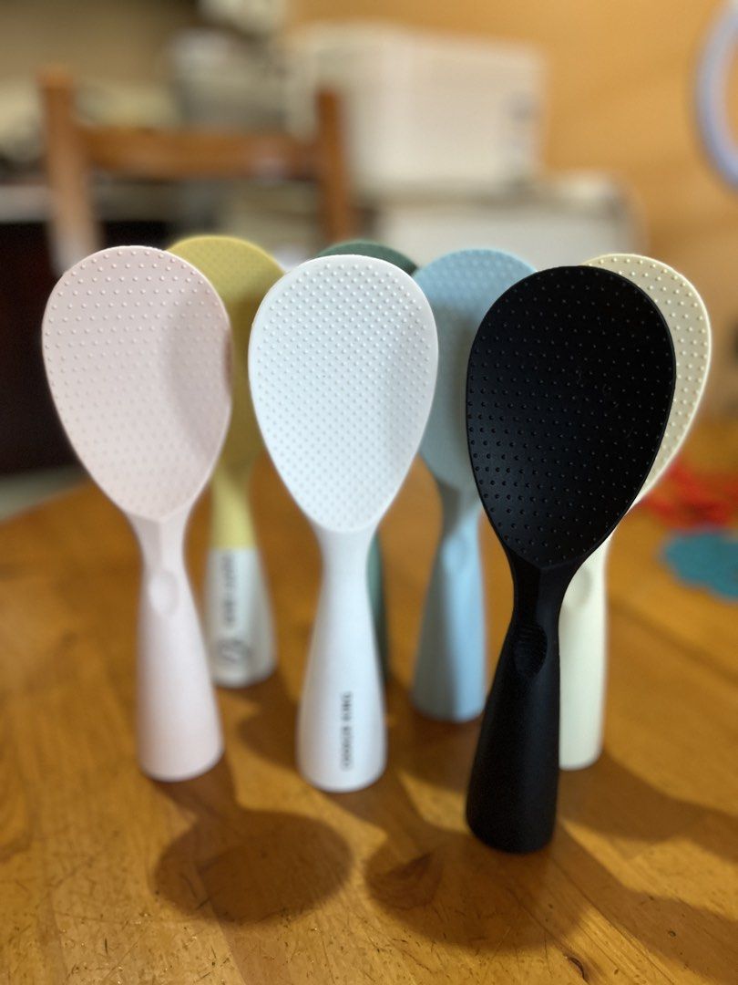 Rice Ladle Silicone (Category: Cookware & Accessories) located in Santa Rosa. Submitted by kattiepurry (Listing ID 1465893515, Image 2). Description: 99 pesos each! Heat resistant 💯 Makapal. Pwede itayo..