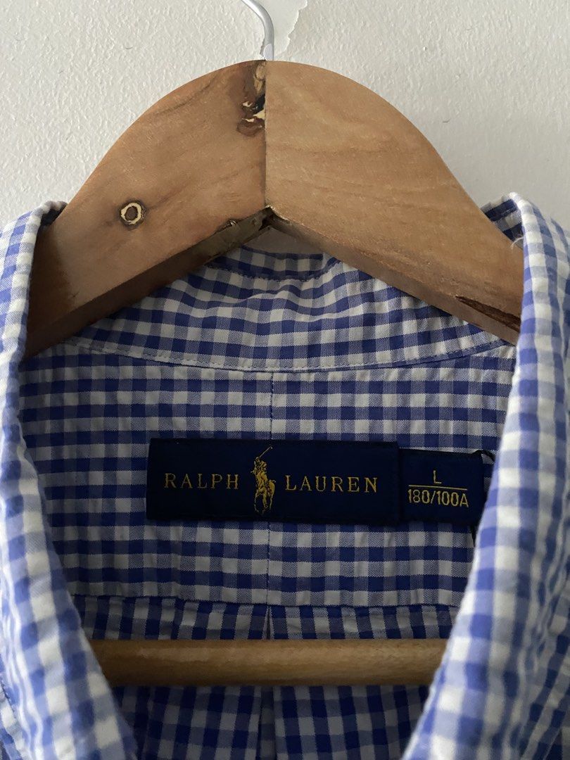 RL Blue Gingham Short Sleeve Button Down (Category: Tshirts & Polo Shirts ) located in Quezon City. Submitted by rlphvncntbs (Listing ID 1465952414, Image 3). Description: RL Blue Gingham Short Sleeve Button Down Size: Large on Tag, Fits XL Measurements: 24" x 31" Excellent Condition ₱2,500 + SF (Negotiable).