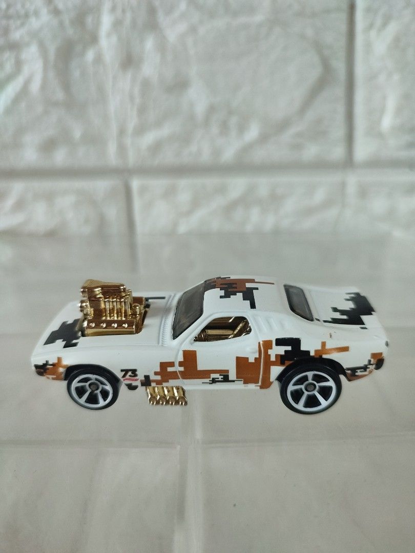 1970 Rodger dodger loose hotwheels (Category: Vehicle & Diecast Models) located in Narvacan. Submitted by jigger85 (Listing ID 1465775768, Image 1). Description: mint condition bought in UK loc. ilocos sur can ship thru JNT or LBC.