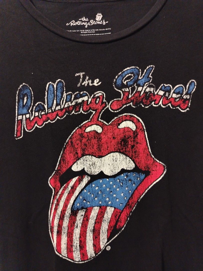 Rolling Stones (Category: Tshirts & Polo Shirts ) located in Candijay. Submitted by 6312_streetwear (Listing ID 1465839906, Image 2). Description: 19x28.