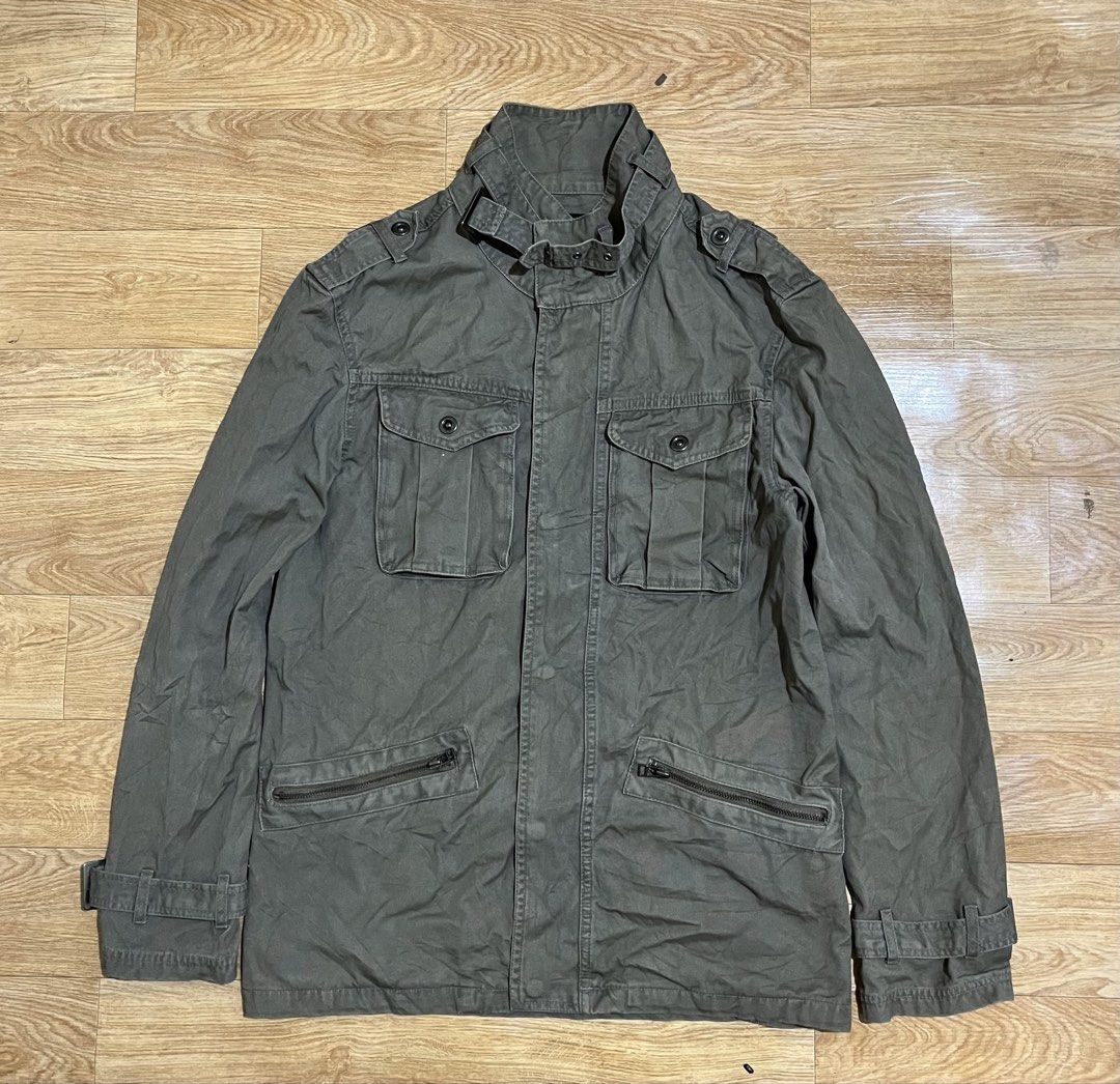 ROUSHATTE MILITARY JACKET (Category: Coats, Jackets and Outerwear) located in Zamboanga. Submitted by alterramz08 (Listing ID 1465769313, Image 1). Description: Roushatte Military Jacket Size medium Width 21 Length 30 Excellent Condition Price : 1,000 Pesos !!.