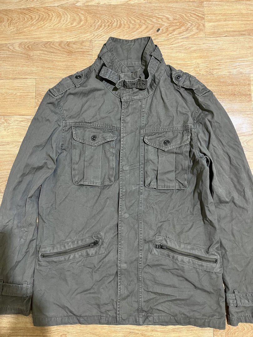 ROUSHATTE MILITARY JACKET (Category: Coats, Jackets and Outerwear) located in Zamboanga. Submitted by alterramz08 (Listing ID 1465769313, Image 3). Description: Roushatte Military Jacket Size medium Width 21 Length 30 Excellent Condition Price : 1,000 Pesos !!.